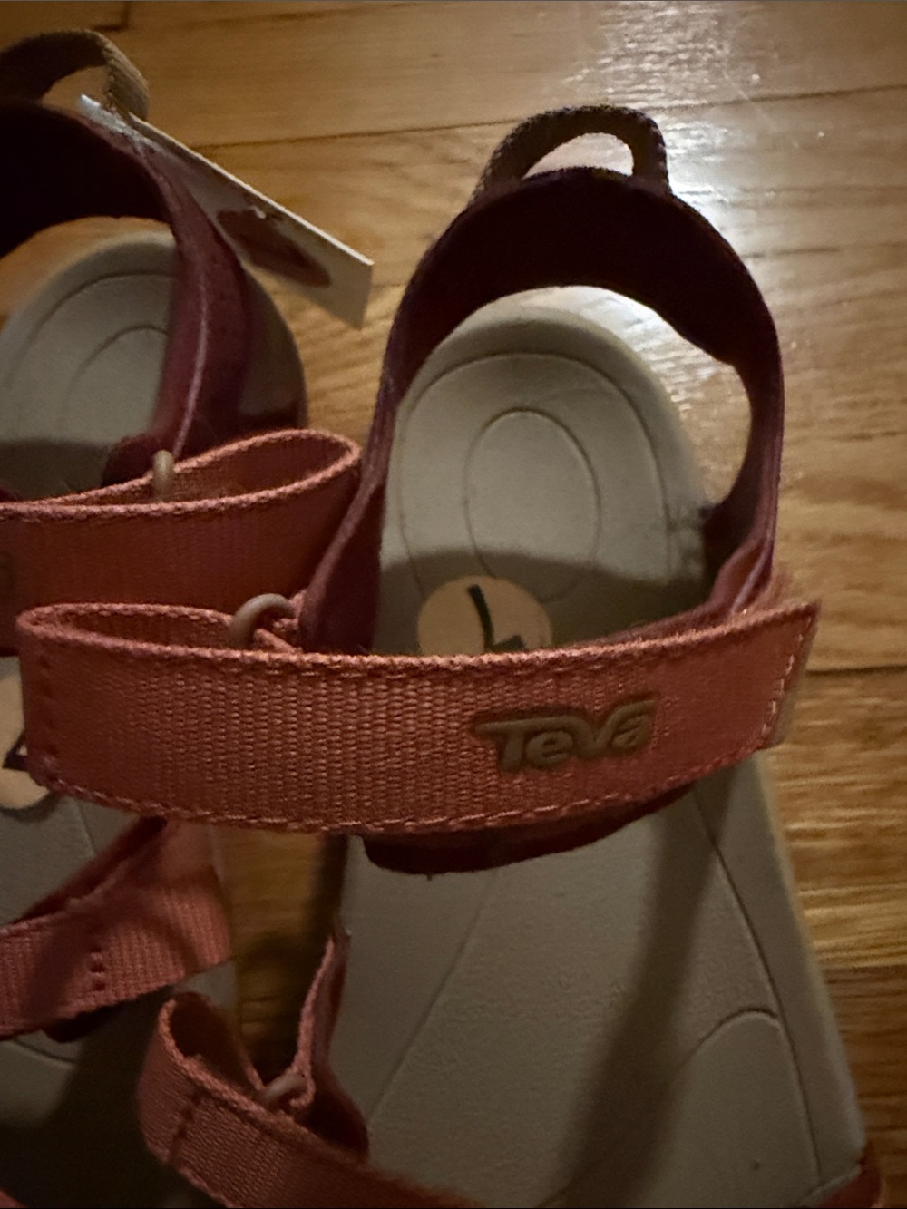 Teva Women's coral sandals - Picture 3 of 3